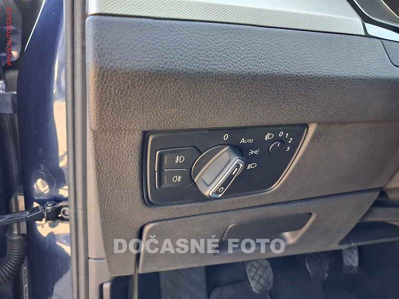 Volkswagen Passat (2015) 2.0 TDi, Comfortline, navi - fotka 15 z 18