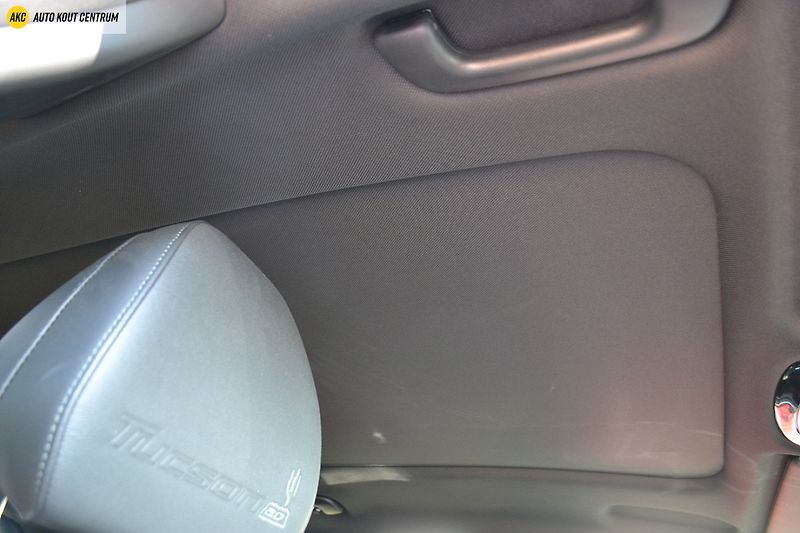 Hyundai Tucson 1,6 T-GDI PHEV 4WD AT 20 YEARS - fotka 16 z 75
