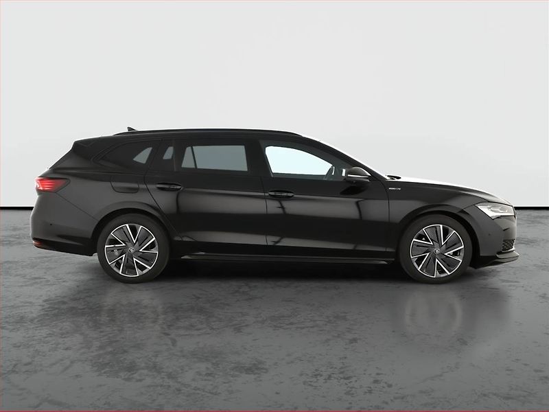 Škoda Superb (2025) 2.0 TDI, Sportline, Navigace - fotka 6 z 20