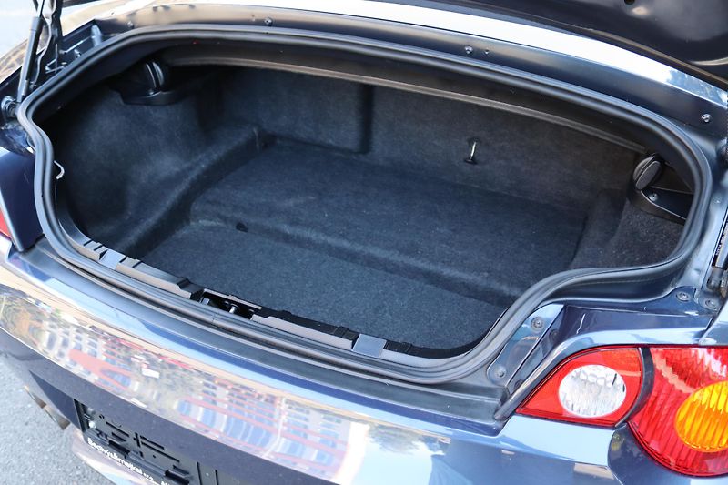 BMW Z4 BMW Z4 Roadster 2.5i (141 kW)  - fotka 31 z 48