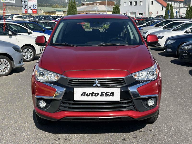 Mitsubishi ASX (2017) 1.6 MIVEC, AC, výhřev sed. - fotka 2 z 17