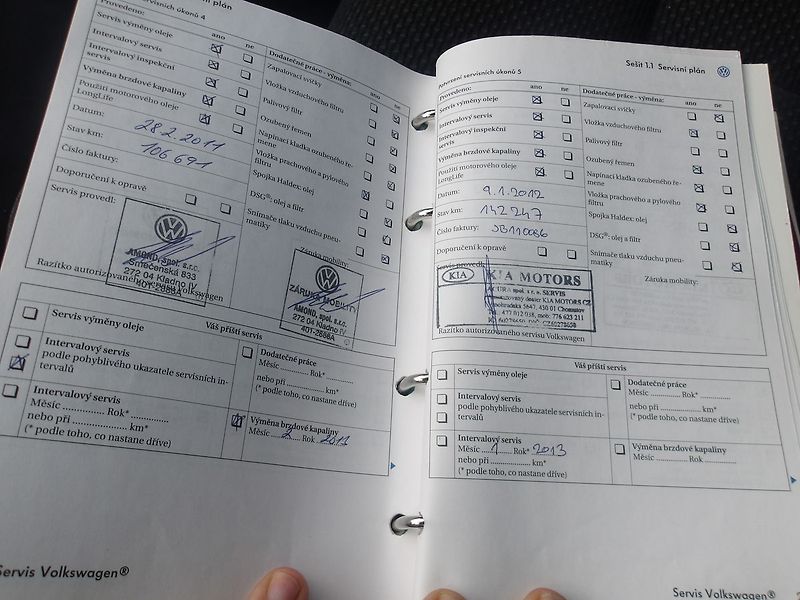 Volkswagen Passat 2,0FSi - fotka 40 z 42