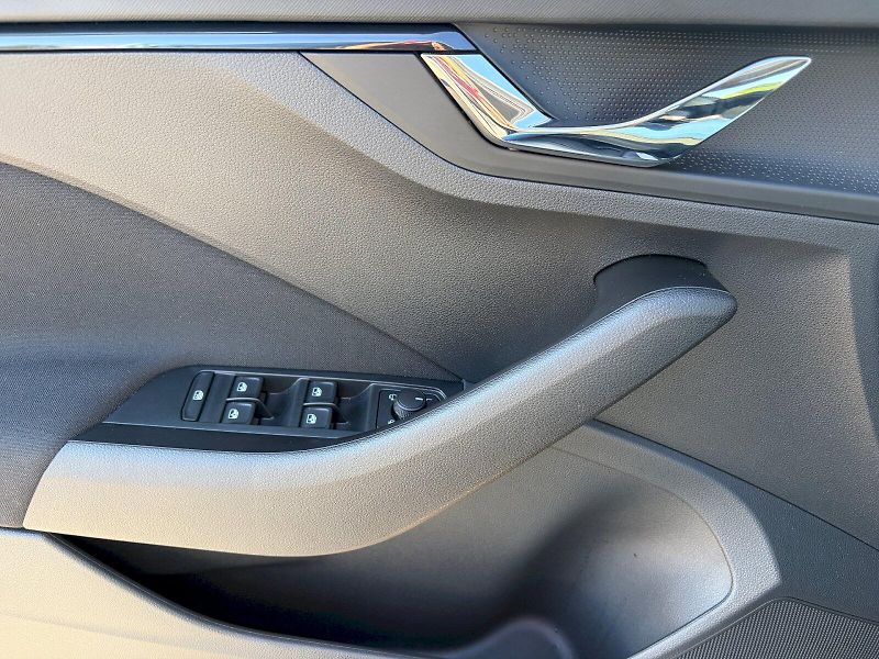 Škoda Scala (2025) 1.0 TSI / 85kW / SELECTION - fotka 14 z 35