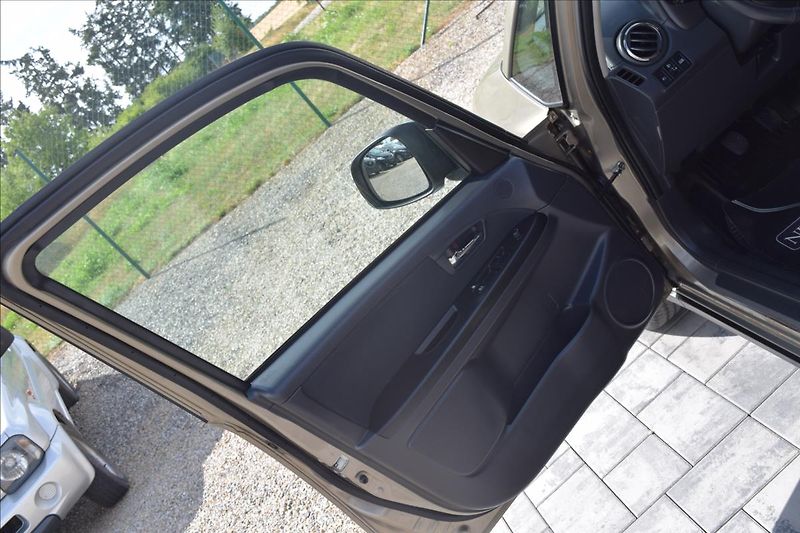 Fiat Sedici 1,6 i 79KW 4X4 NOVÁ STK - fotka 28 z 47