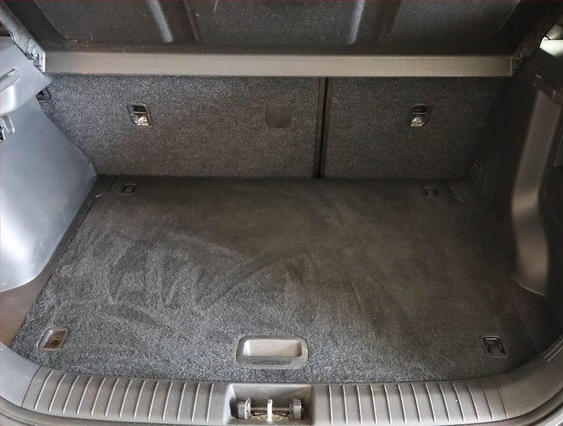 Hyundai Kona (2022) 1.6 T-GDI - fotka 14 z 23