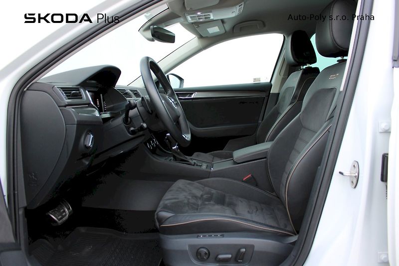 Škoda Superb (2023) 2.0 TDI 147 kW Scout - fotka 8 z 25