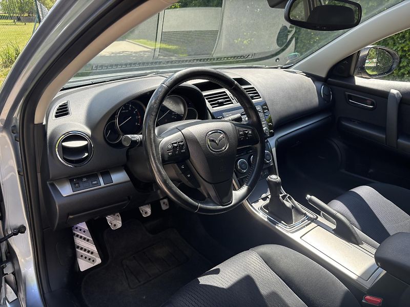 Mazda 6 2.0 Active - fotka 24 z 30