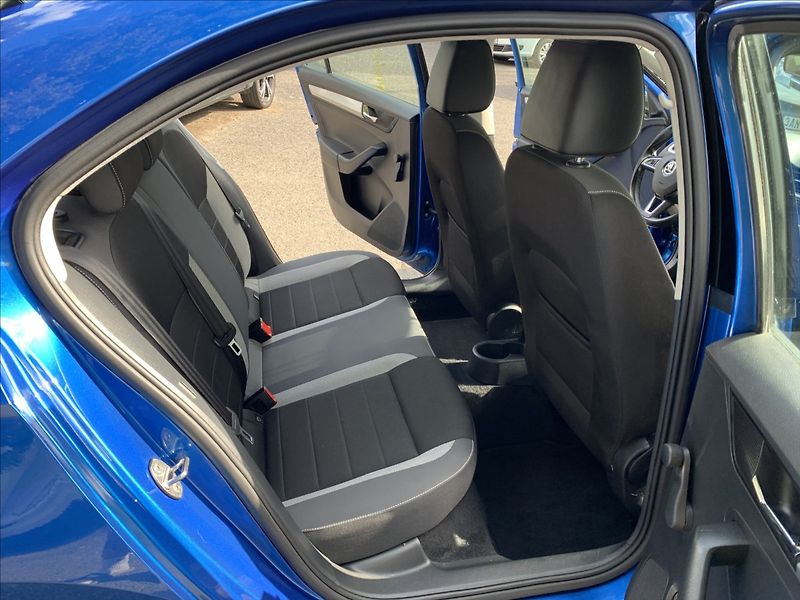 Škoda Rapid 1,0 TSI 81KW AMB.,ČR,SERVISKA - fotka 15 z 19