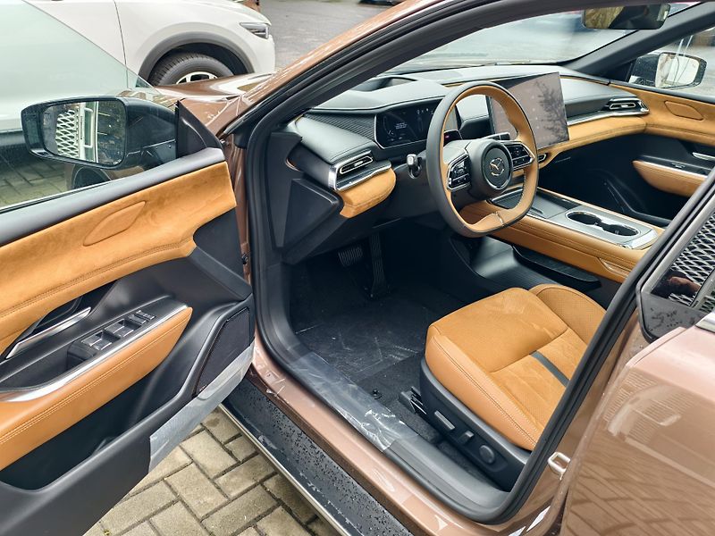 Mazda 6e (2025) Takumi-Plus 80kw ,,TOP CENA