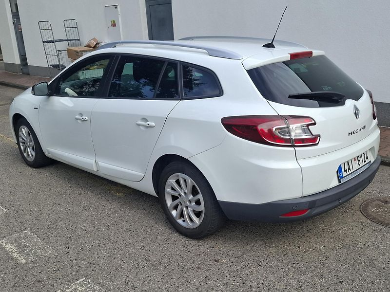 Renault Mégane (2014) 2.5 DCI limited - fotka 2 z 14