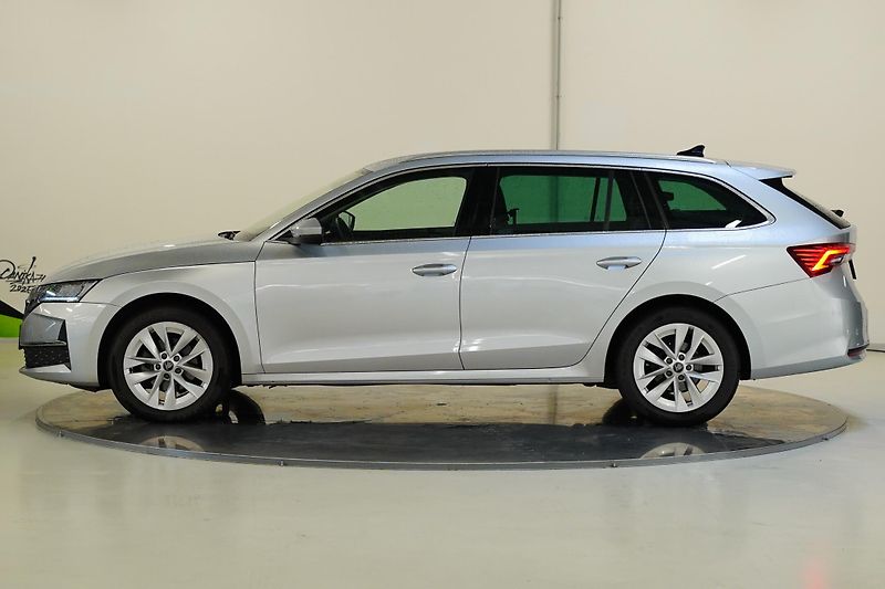 Škoda Octavia - fotka 3 z 29