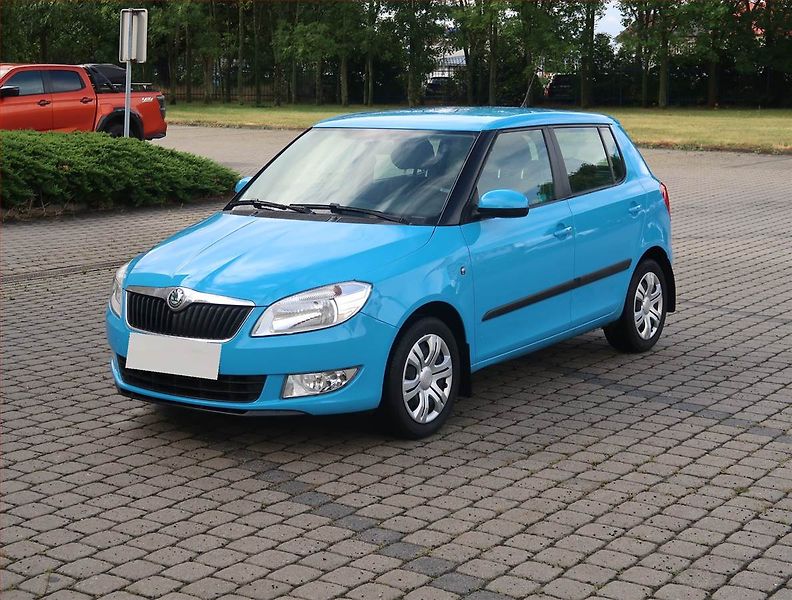 Škoda Fabia (2010) Ambition 1.2 12V, po STK - fotka 2 z 15