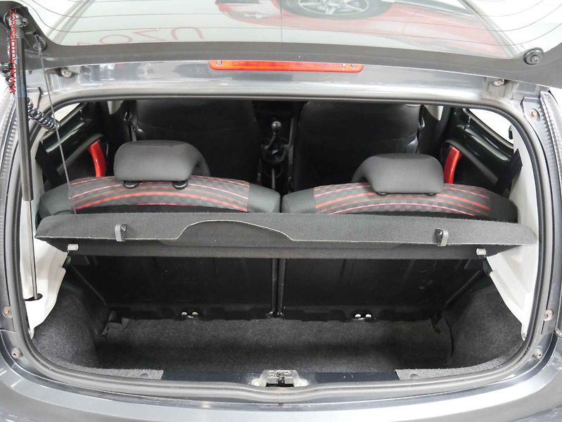 Citroën C1 (2014) 1.0i, ČR, servis.kniha, AC - fotka 7 z 14