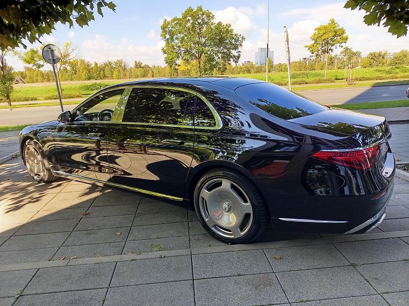 Mercedes-Benz Třídy S (2022) MAYBACH S 680, V12 - fotka 5 z 48