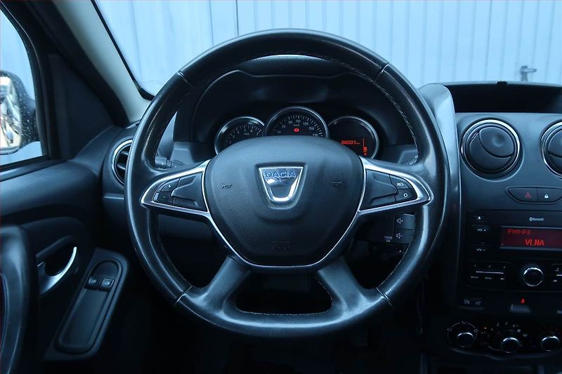 Dacia Duster (2017) 1.6 SCe, LPG, Serv.kniha - fotka 16 z 18