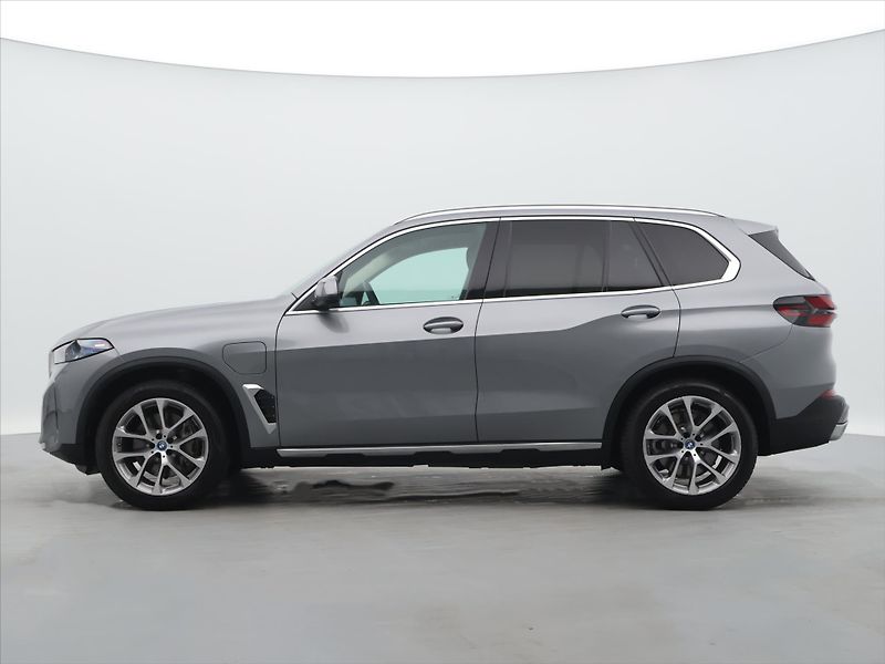 BMW X5 3,0 50e xDrive 230kW CZ DPH - fotka 4 z 38
