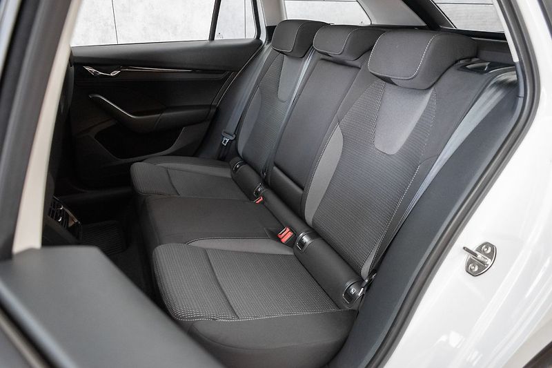 Škoda Octavia 2.0 TDI 110kW AMBITION+*ČR 1.M - fotka 13 z 38