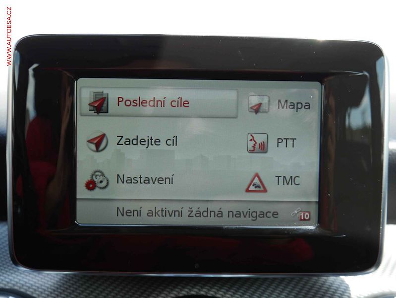 Mercedes-Benz GLA (2014) 2.2CDi 4Mat, 2.maj,ČR - fotka 17 z 22