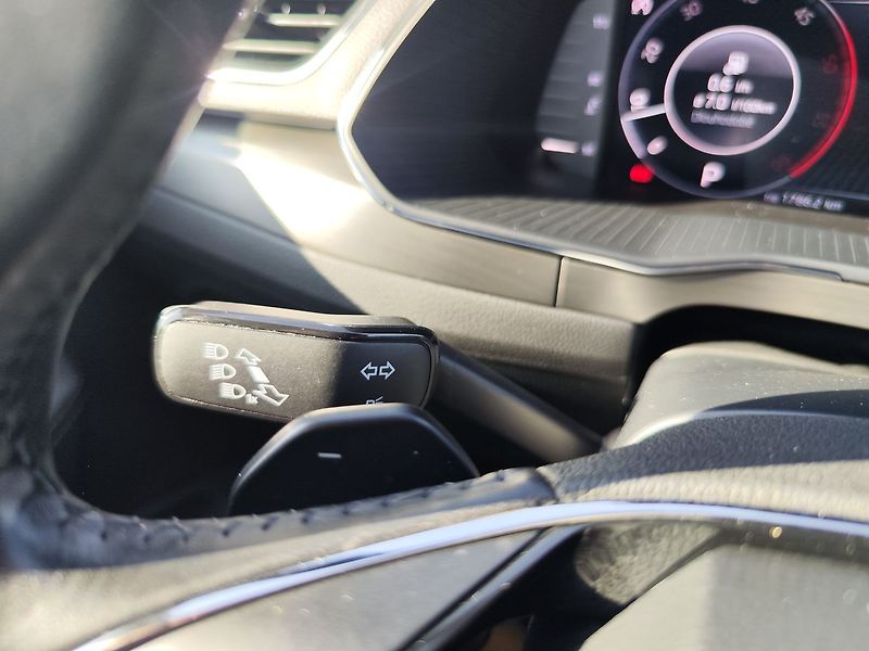 Škoda Superb 2.0 TDI/140kW Style DSG ČR - fotka 26 z 32