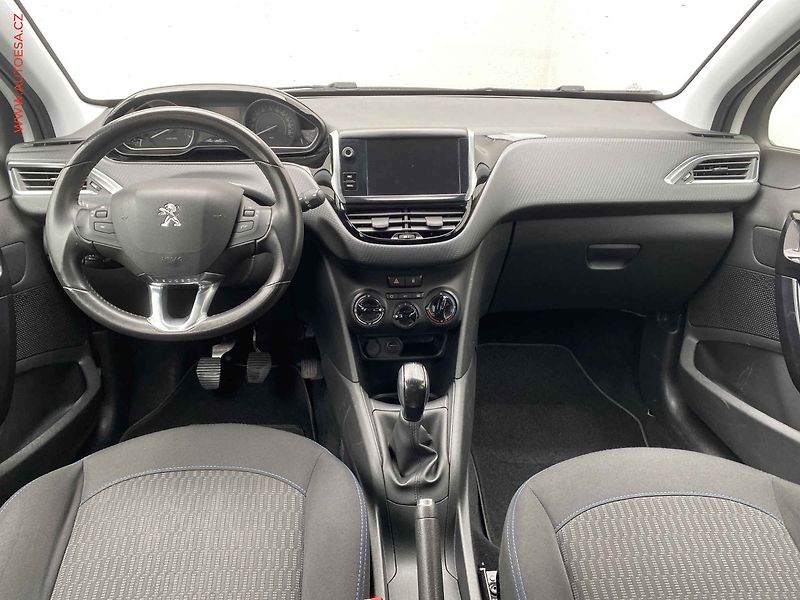 Peugeot 208 (2019) 1.2PT, Signature - fotka 8 z 15