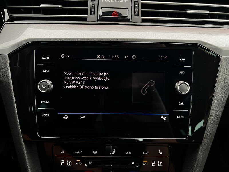 Volkswagen Passat 2.0TDI DSG 110kW Business DPH - fotka 16 z 27