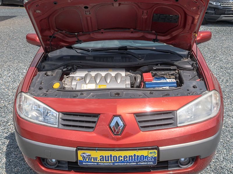 Renault Mégane (2005) 1.6i 16V 83KW – WINDSCHOTT - fotka 33 z 38