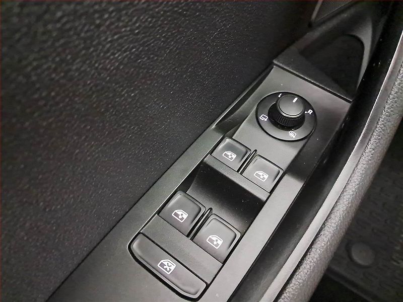 Škoda Superb (2015) Ambition 2.0 TDI, 4X4 - fotka 19 z 20