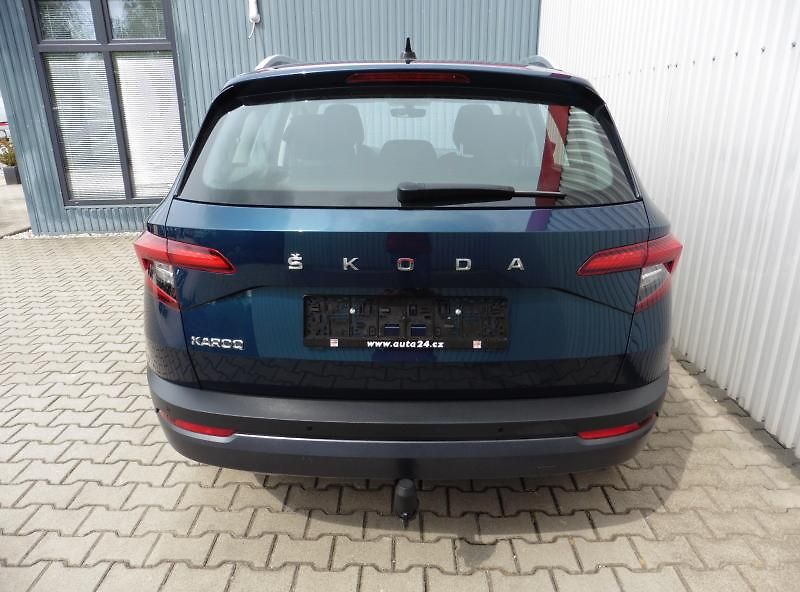 Škoda Karoq 1,0 TSi Style, Navi, Kamera, V - fotka 7 z 19