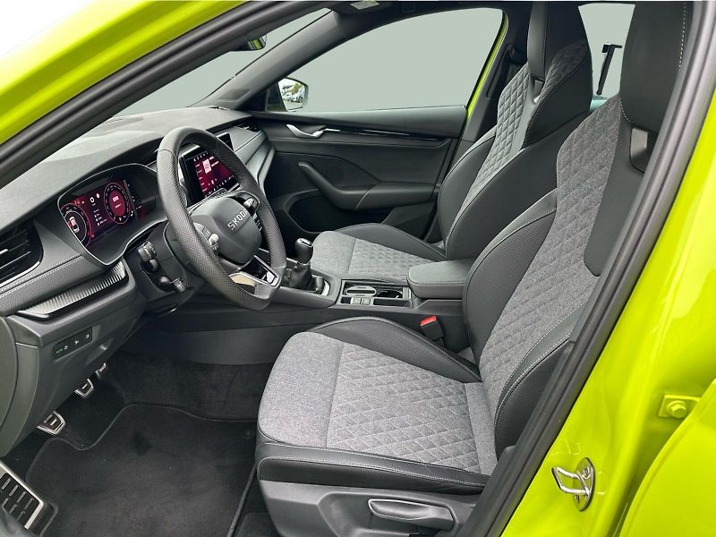 Škoda Octavia 1,5 TSI / 110 kW Sportline - fotka 11 z 24
