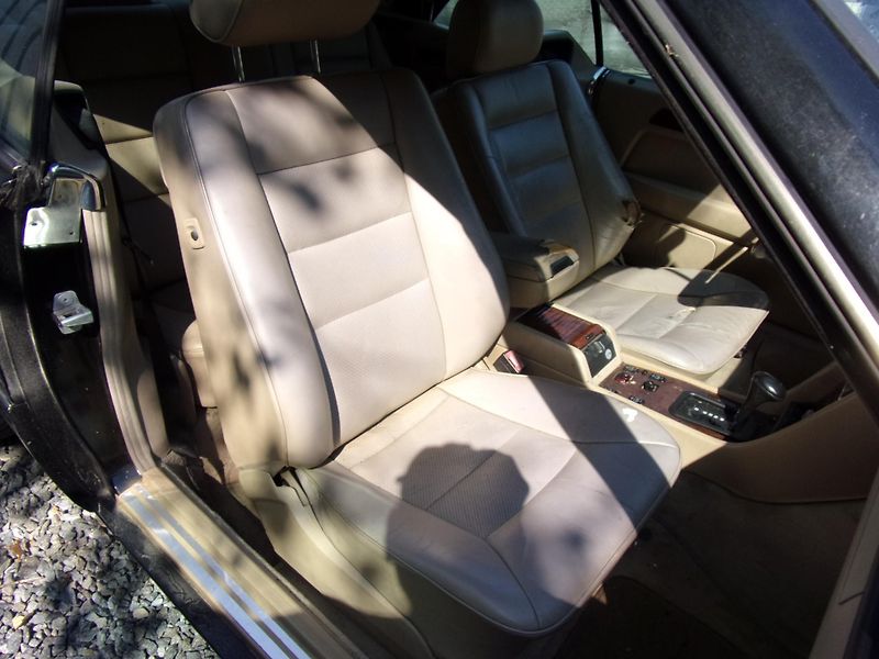 Mercedes-Benz Třídy E (1995) 320 E 162kW PŘEDRENOVAČNÍ STAV - fotka 18 z 18
