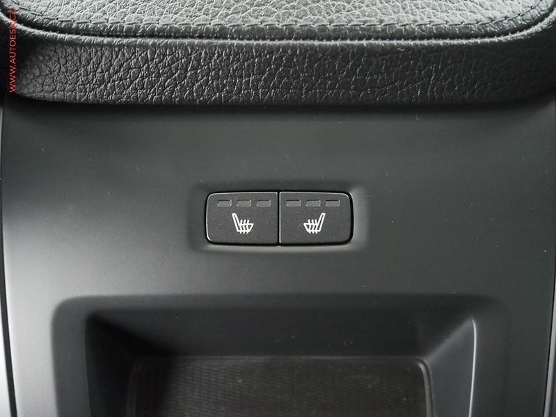 Volvo V90 (2018) 2.0D, LED, TZ, park.asist - fotka 26 z 27
