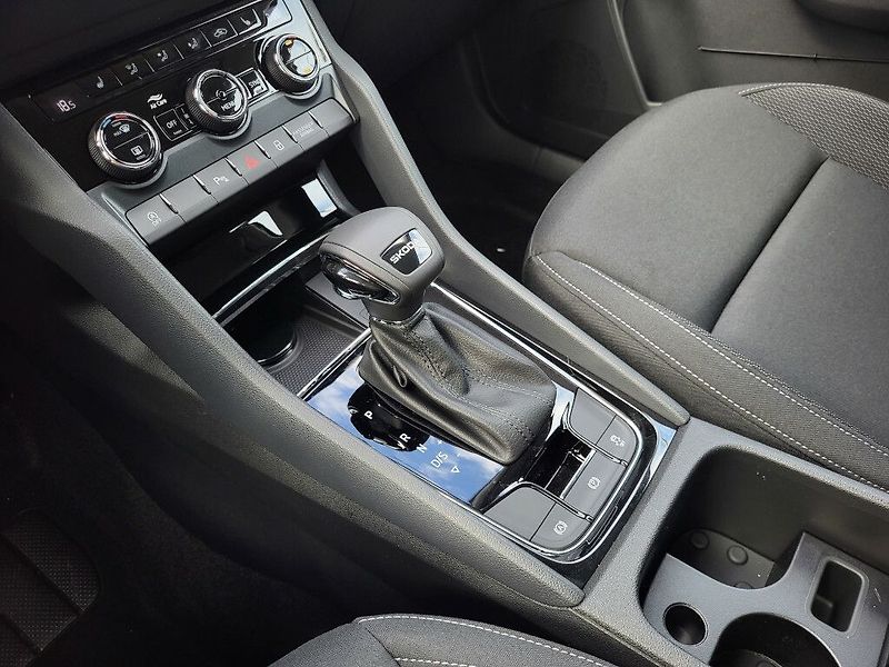 Škoda Karoq Classic 1,5TSI 110kW - fotka 25 z 27