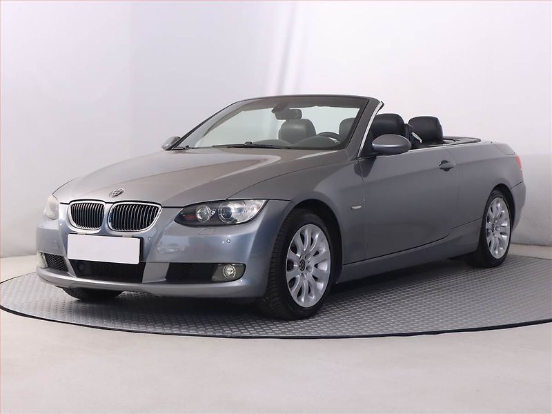 BMW Řada 3 (2007) 325 i, Navi, Xenony, Tempomat - fotka 2 z 21