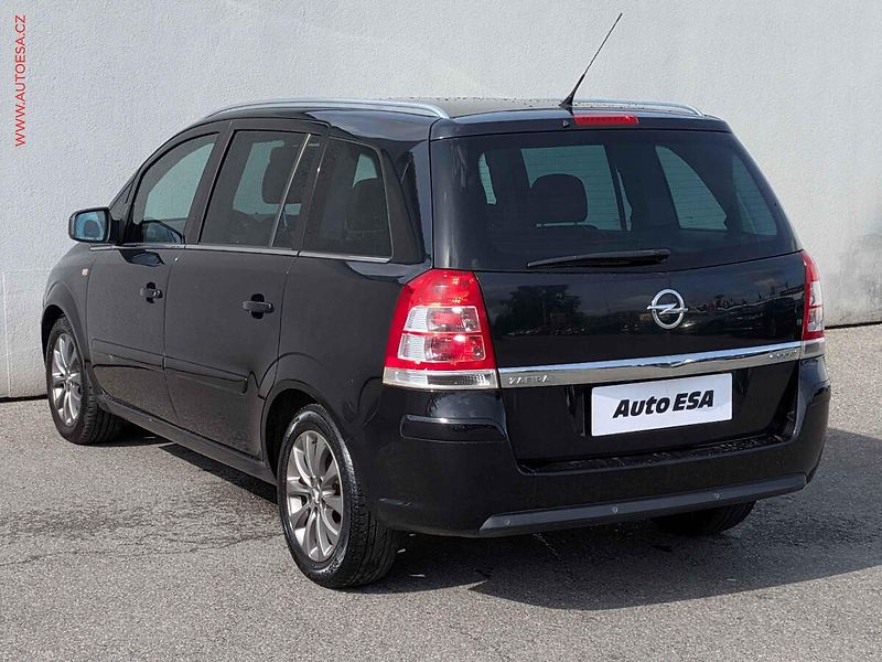 Opel Zafira (2013) 1.7 CDTi, 2.maj, AC, temp - fotka 4 z 17