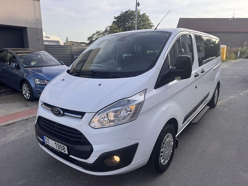 Ford Tourneo Custom 2.2TDCI 92KW L2 9.MÍST - fotografie inzerátu