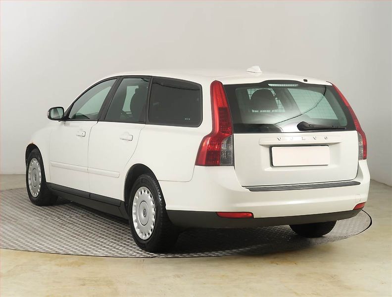 Volvo V50 (2008) 1.8 i, Klima, jezdí skvěle - fotka 4 z 14
