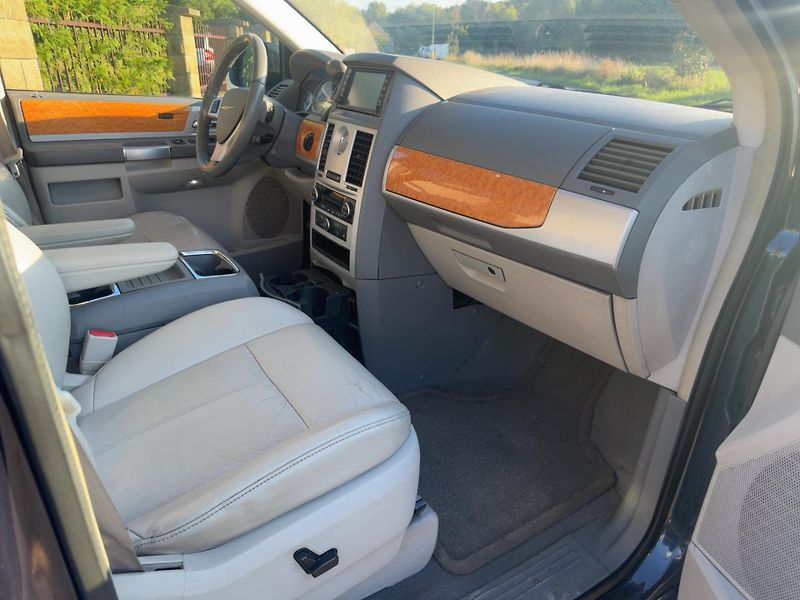 Chrysler Grand Voyager (2008) 3,8 V6 LPG Limited 2008 - fotka 10 z 20