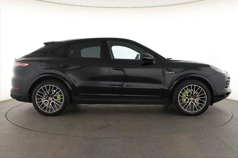 Porsche Cayenne (2020) E-Hybrid - fotka 6 z 22