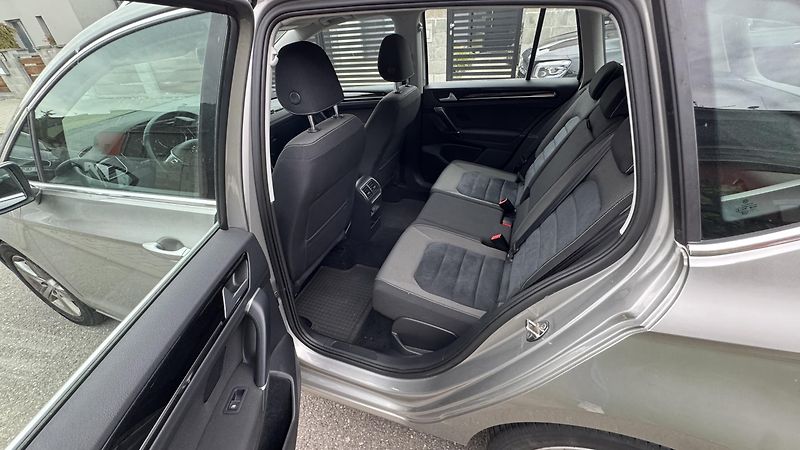 Volkswagen Golf Sportsvan (2015) Highline - fotka 10 z 12