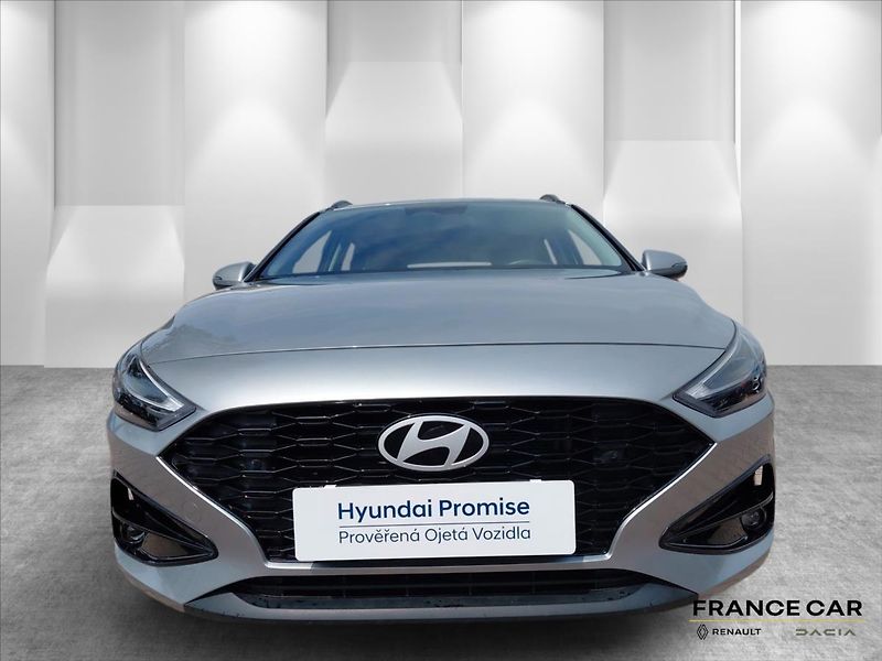 Hyundai i30 1,0   1.0 T-GDi Smart - fotka 2 z 24