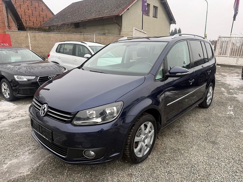 Volkswagen Touran 2.0 TDI DSG - fotka 3 z 13