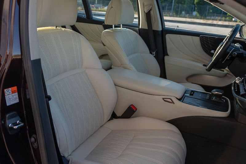 Lexus LS 500h (2022) Prestige, Mark Levinson, LED - fotka 15 z 22