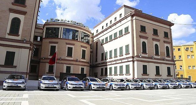 Volkswageny e-Golf albánské policie.