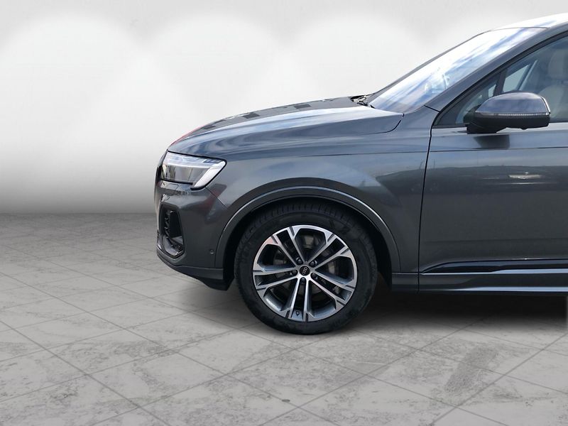 Audi Q7 50 TDI Quattro - fotka 10 z 30
