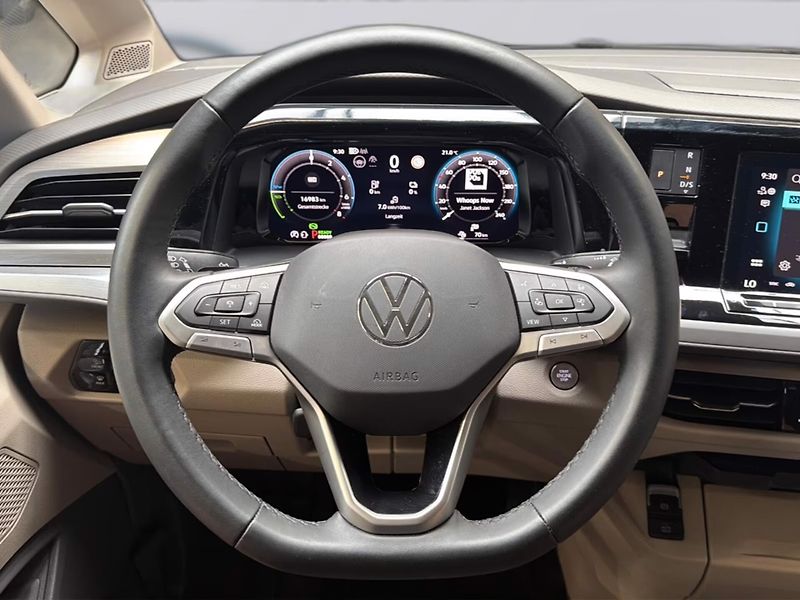 Volkswagen California eHybrid 4M Ocean HuD El.střech - fotka 12 z 31