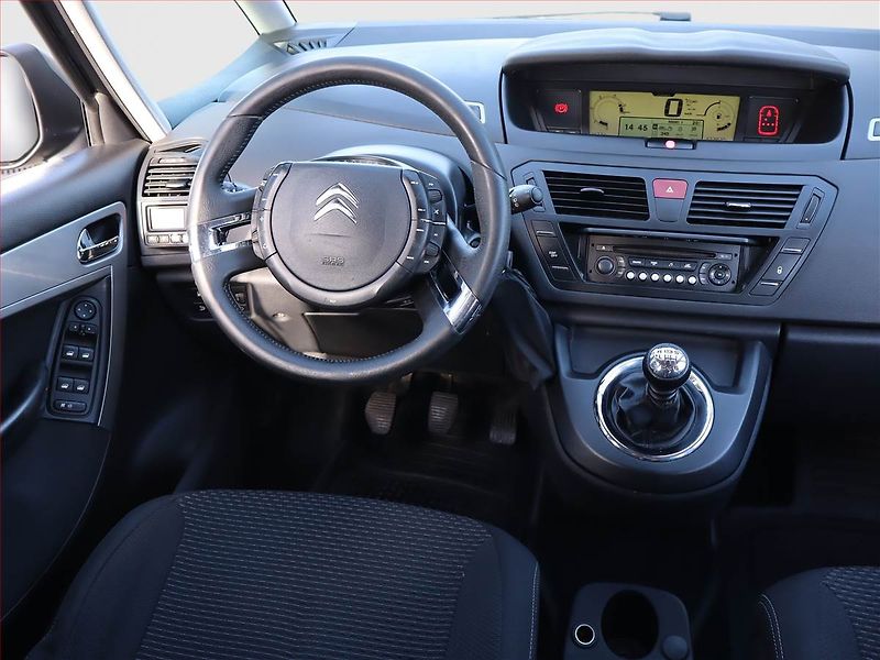 Citroën C4 Picasso (2012) 1.6 HDi, po STK, jezdí skvěle - fotka 7 z 18