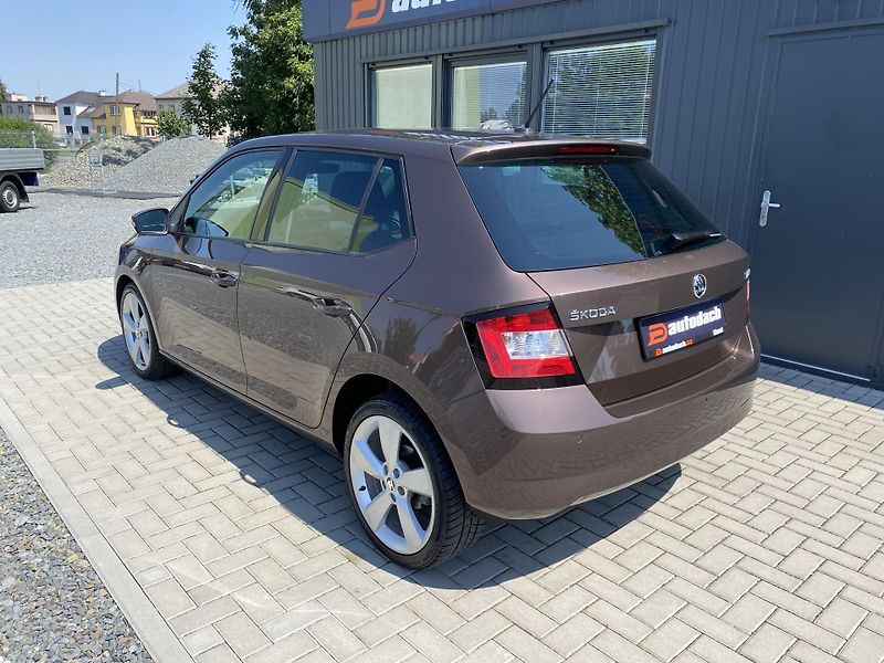 Škoda Fabia 1.2 TSI 81kW -STYLE -LED -DSG - fotka 3 z 46