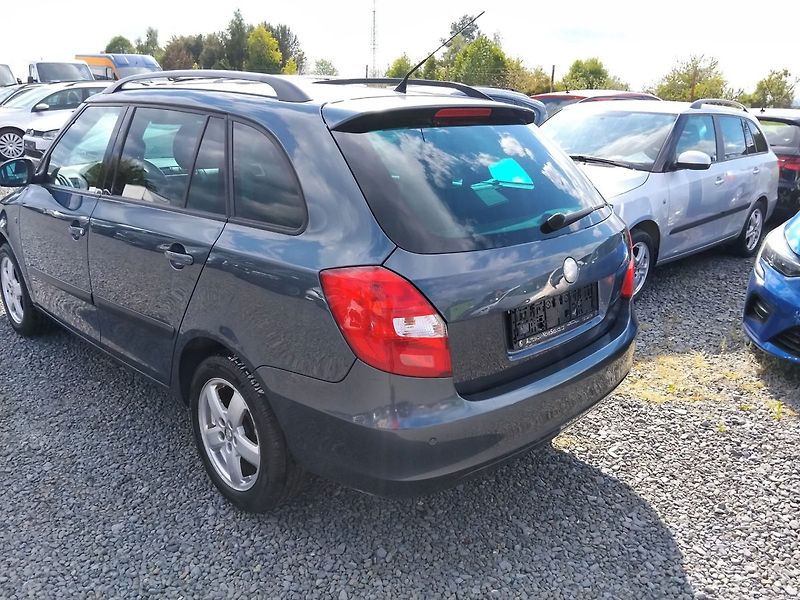 Škoda Fabia (2009) - fotka 9 z 34