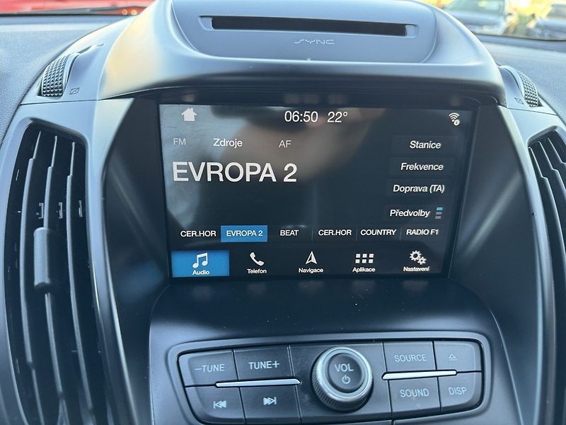 Ford Kuga (2019) 2.0 TDCi ST-Line Xenony AT - fotka 18 z 48