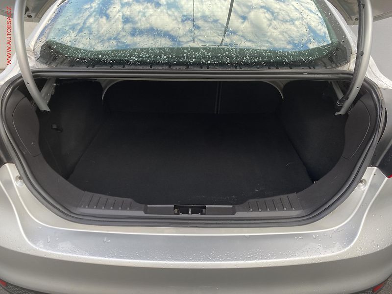 Ford Focus (2011) 1.6 Ti, Trend - fotka 7 z 15